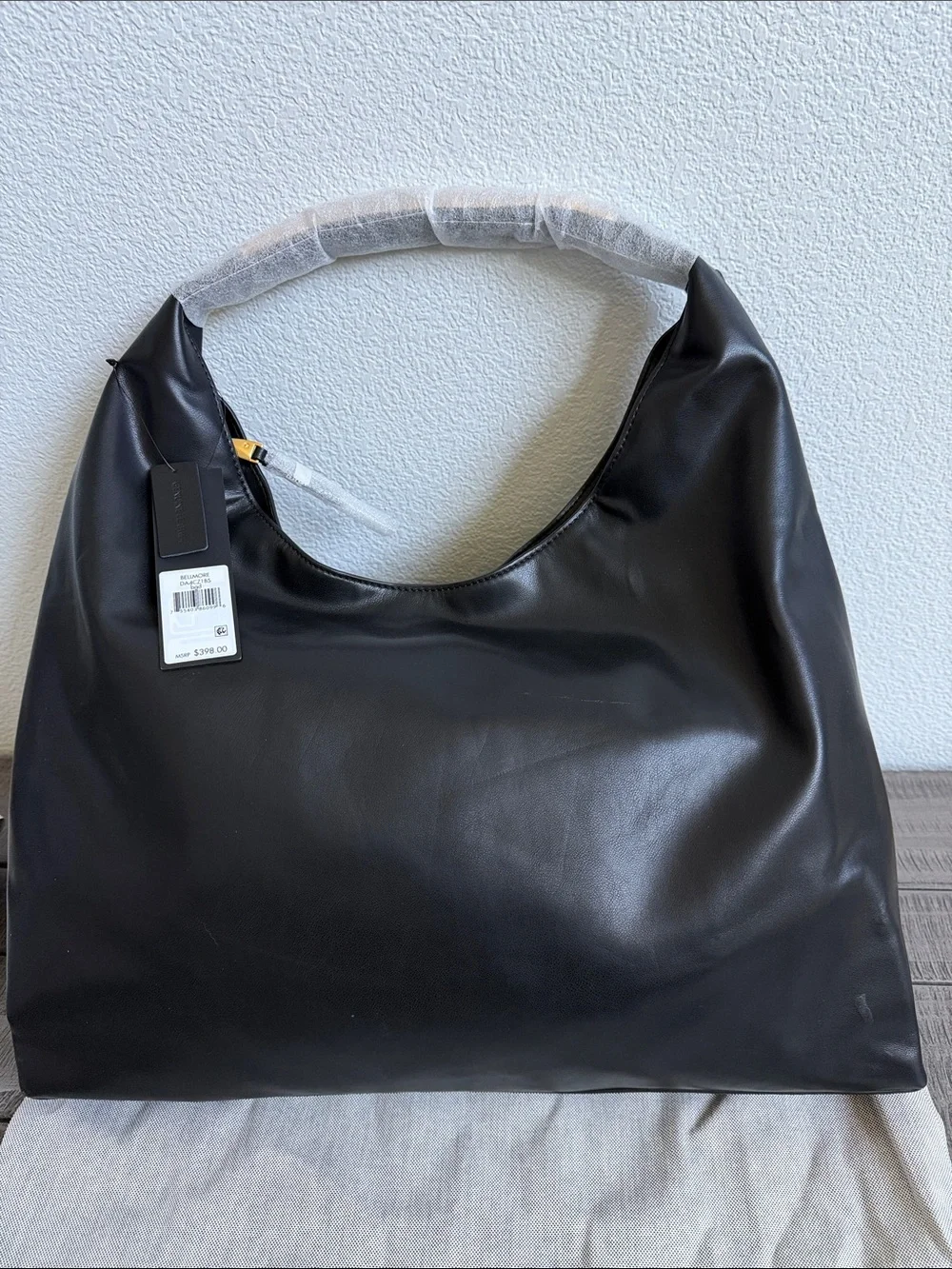 Donna Karan amply sized